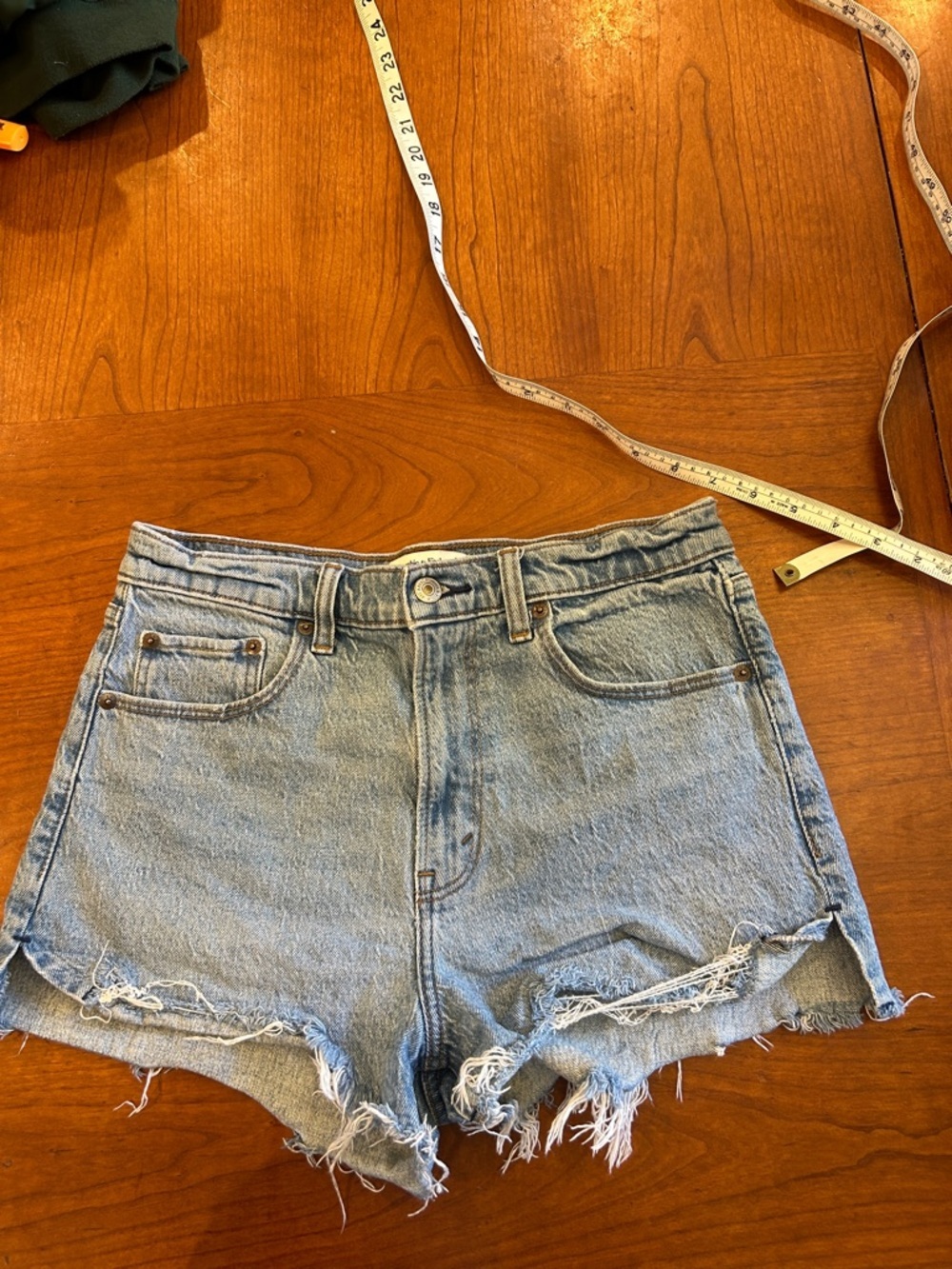 Abercrombie Highest Rise Mom Short 28 6